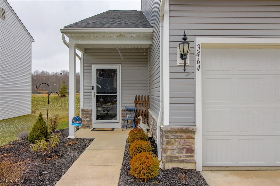 3464 Magnolia Lane, Uniontown, Ohio image 2
