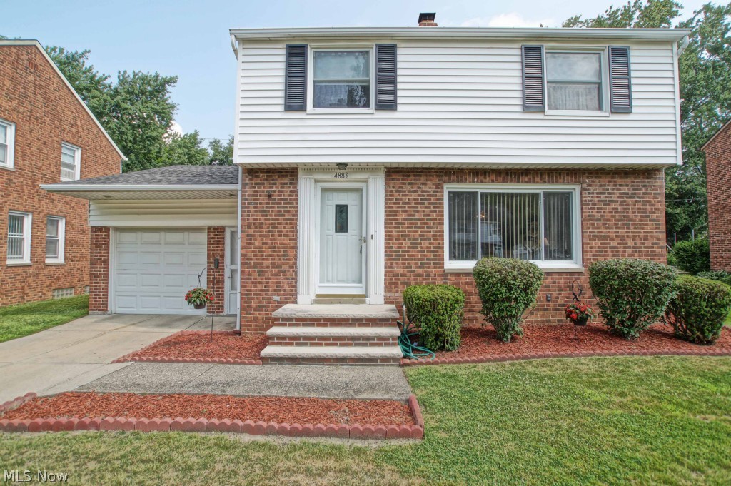 Richmond Manor - Residential