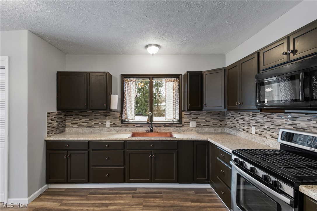 7 Springfield - Residential