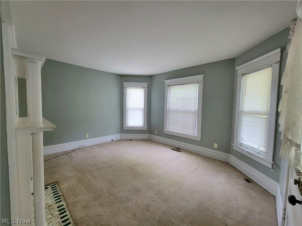 Photo of 523 8th Street, Marietta, OH 45750 (MLS # 5207700)