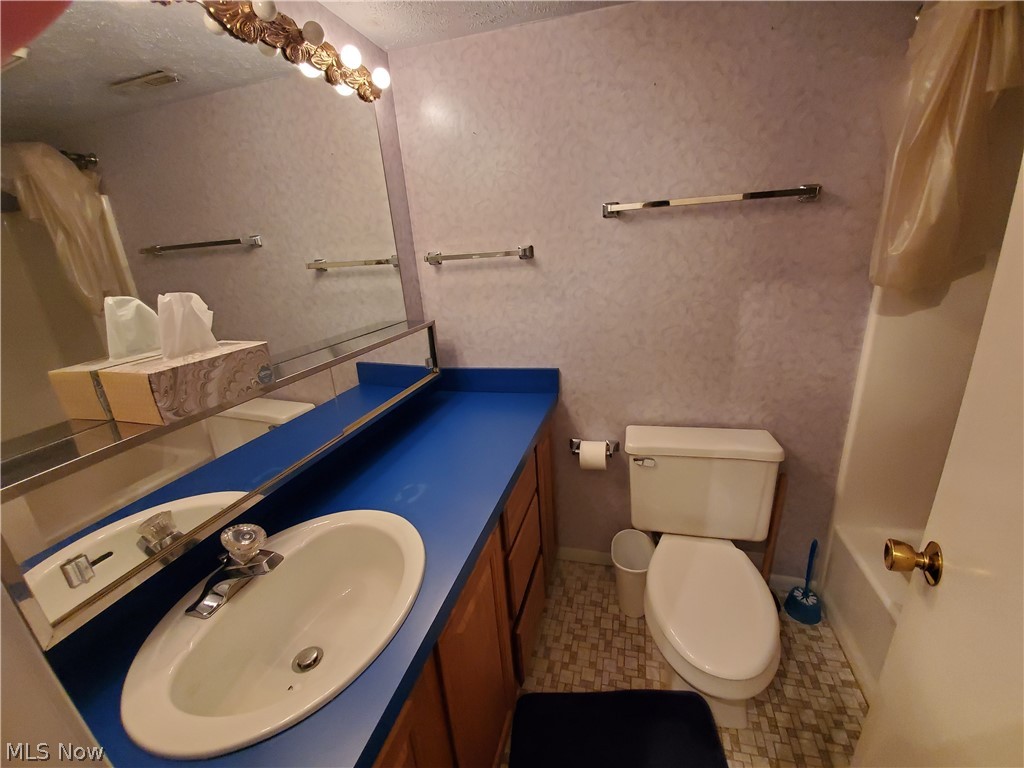 Ramblewood Condo - Residential