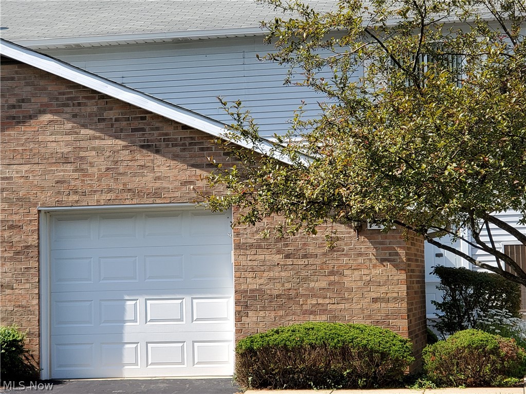 Ramblewood Condo - Residential