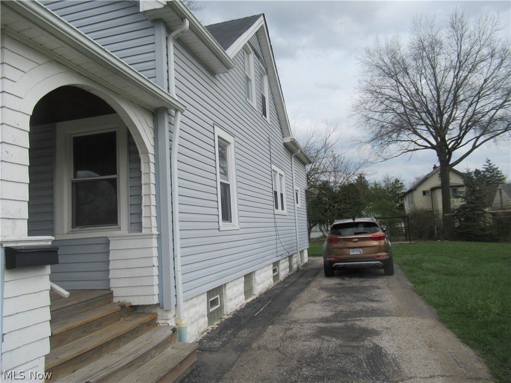 Photo of 5137 Miller Avenue, Maple Heights, OH 44137 (MLS # 5193671)