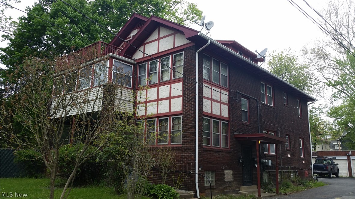 City Youngstown - Residential Lease