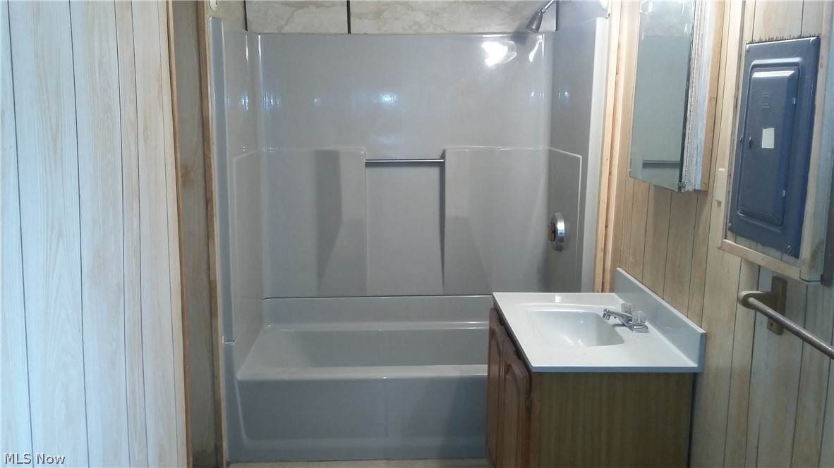 City Youngstown - Residential Lease