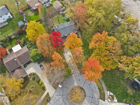 Tiny photo for 30901 North Court, North Olmsted, OH 44070 (MLS # 5257089)