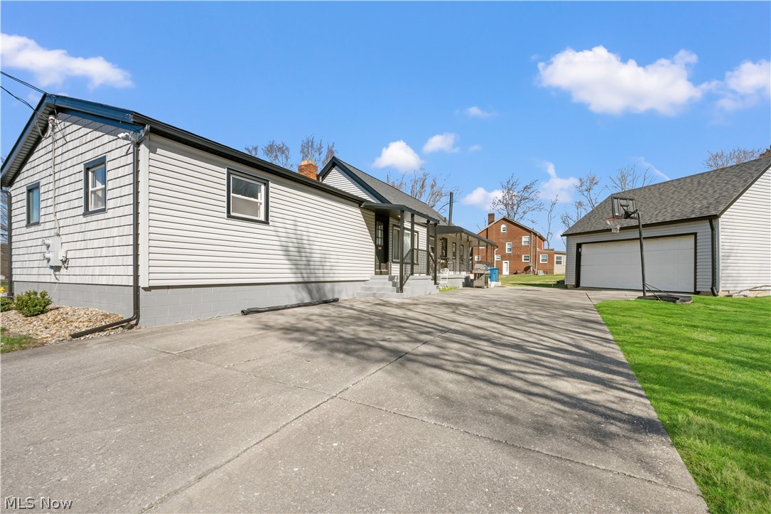 Center Place - Residential