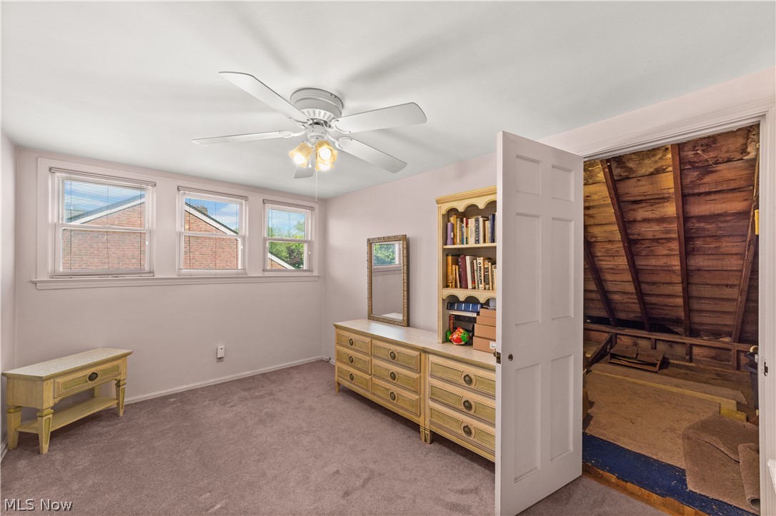 University Pkwy - Residential