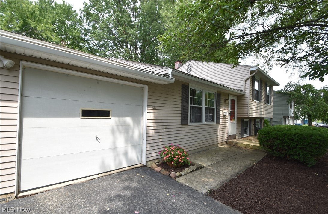 143 Camrose Drive