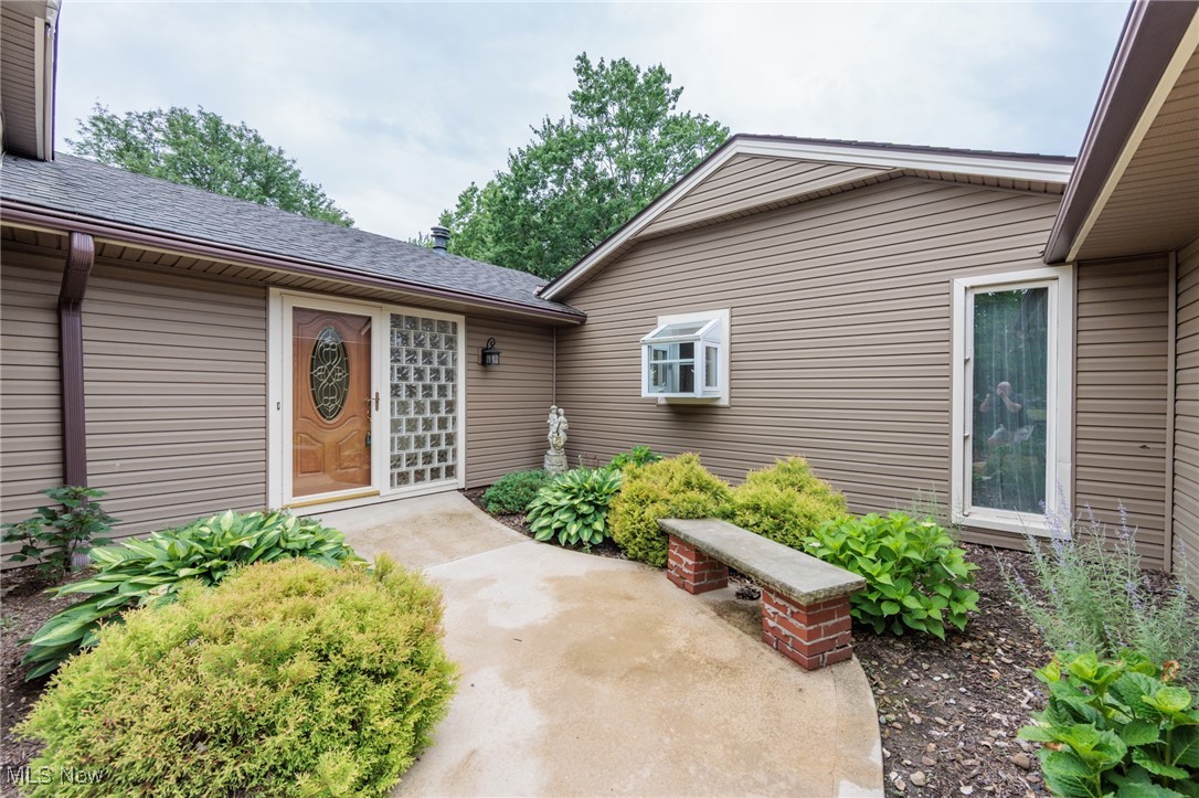 15275 Forest Park