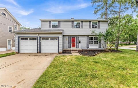 Homes For Sale - 47 Southwick Drive<br/> Bedford, OH 44146