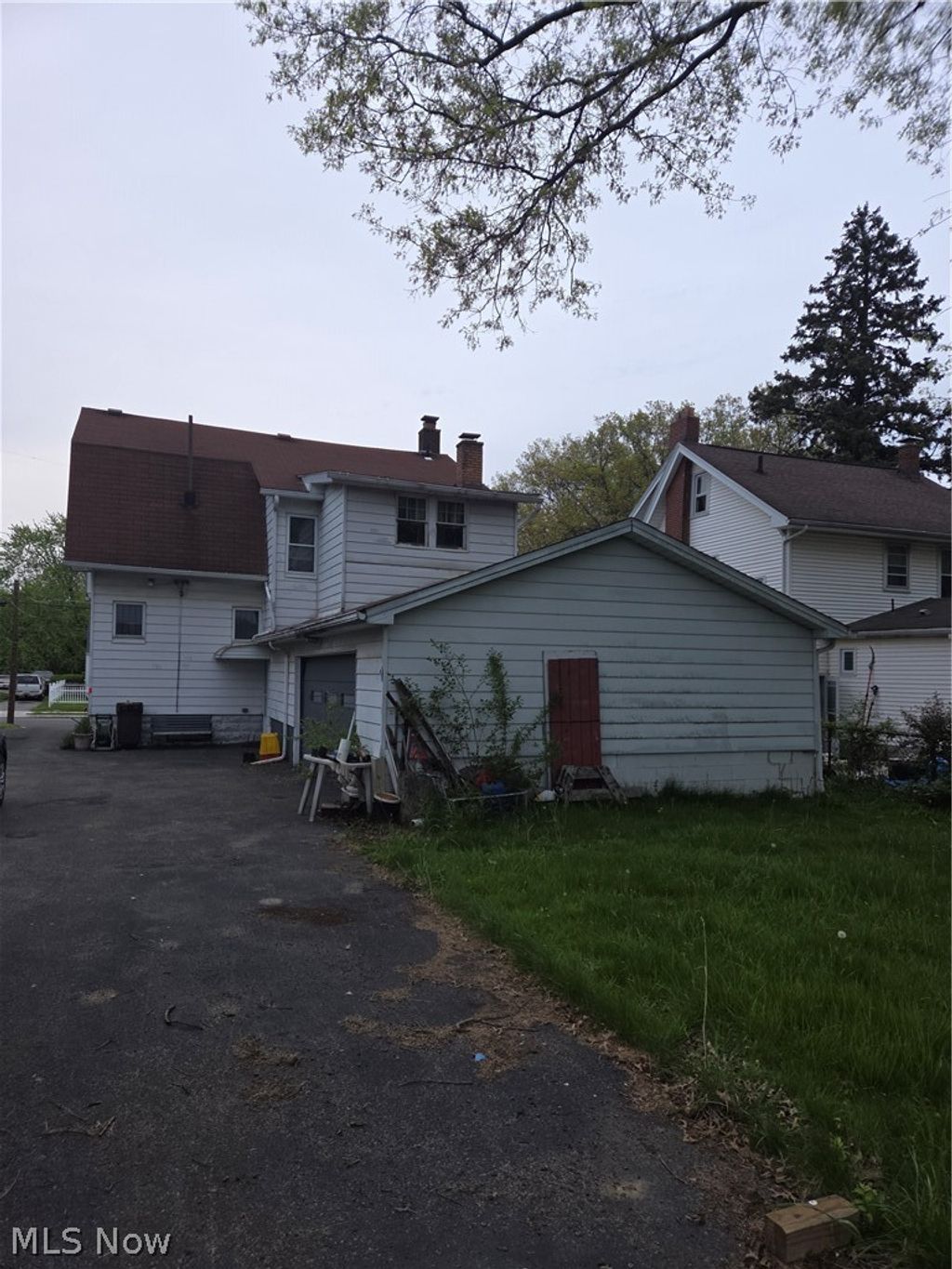 Photo of 559 Redondo Road, Youngstown, OH 44504 (MLS # 5205336)