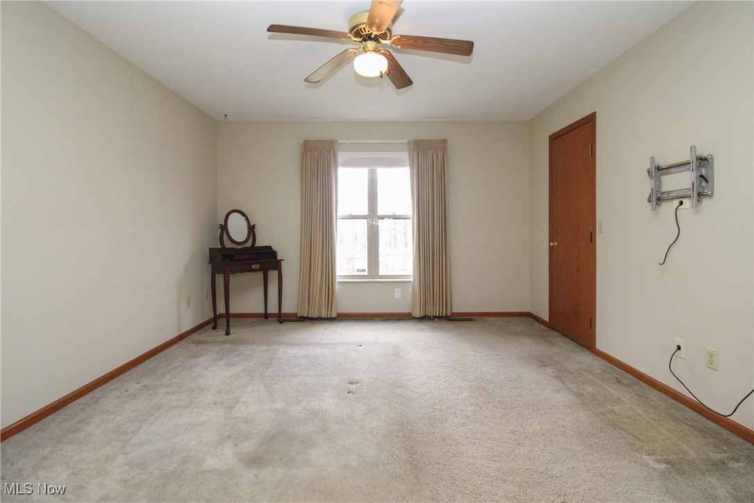 4950 Signature Circle, Austintown, Ohio image 25