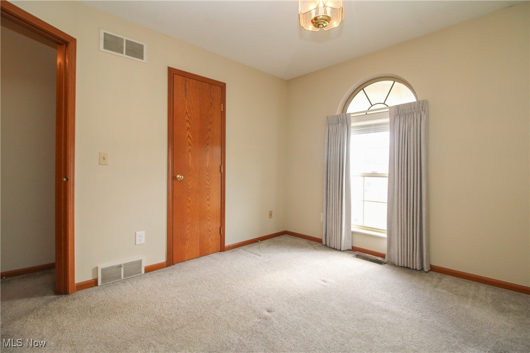 4950 Signature Circle, Austintown, Ohio image 33