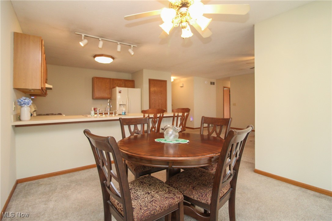 4950 Signature Circle, Austintown, Ohio image 18