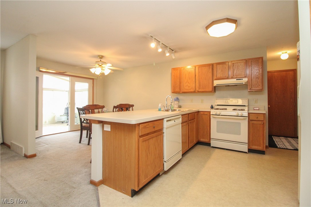 4950 Signature Circle, Austintown, Ohio image 14