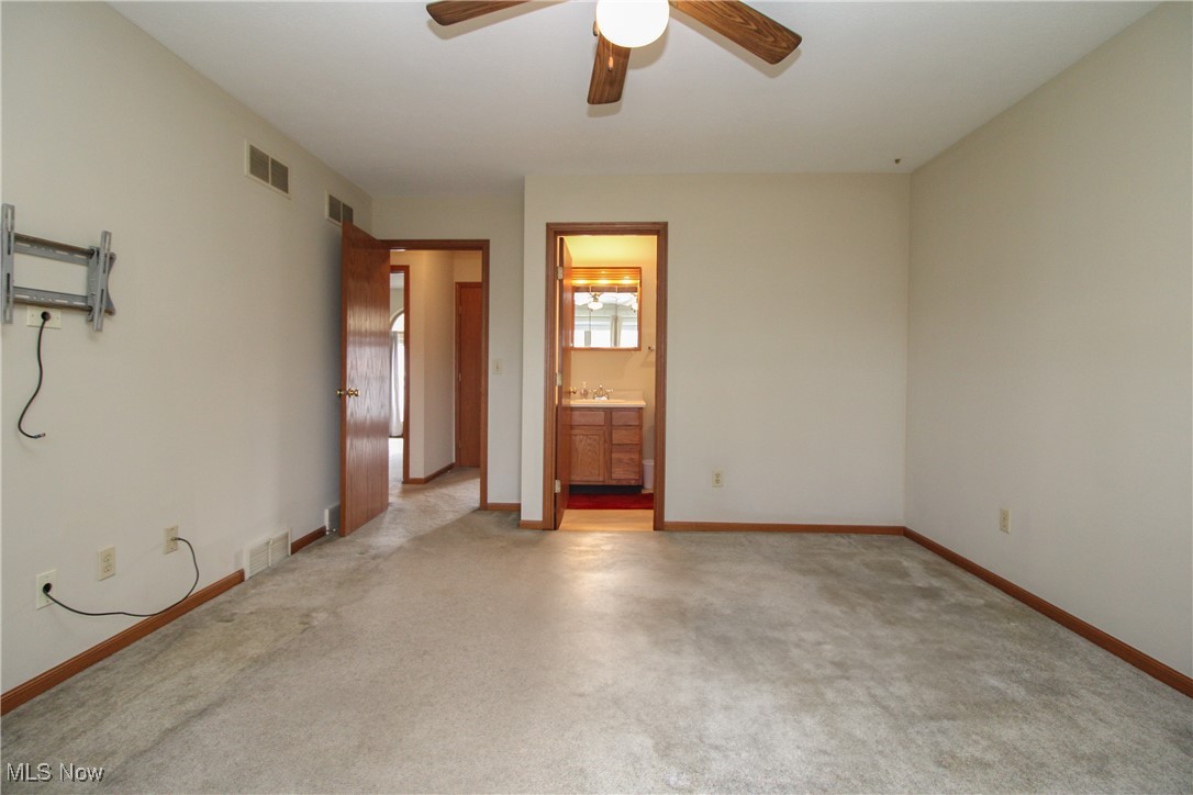 4950 Signature Circle, Austintown, Ohio image 26