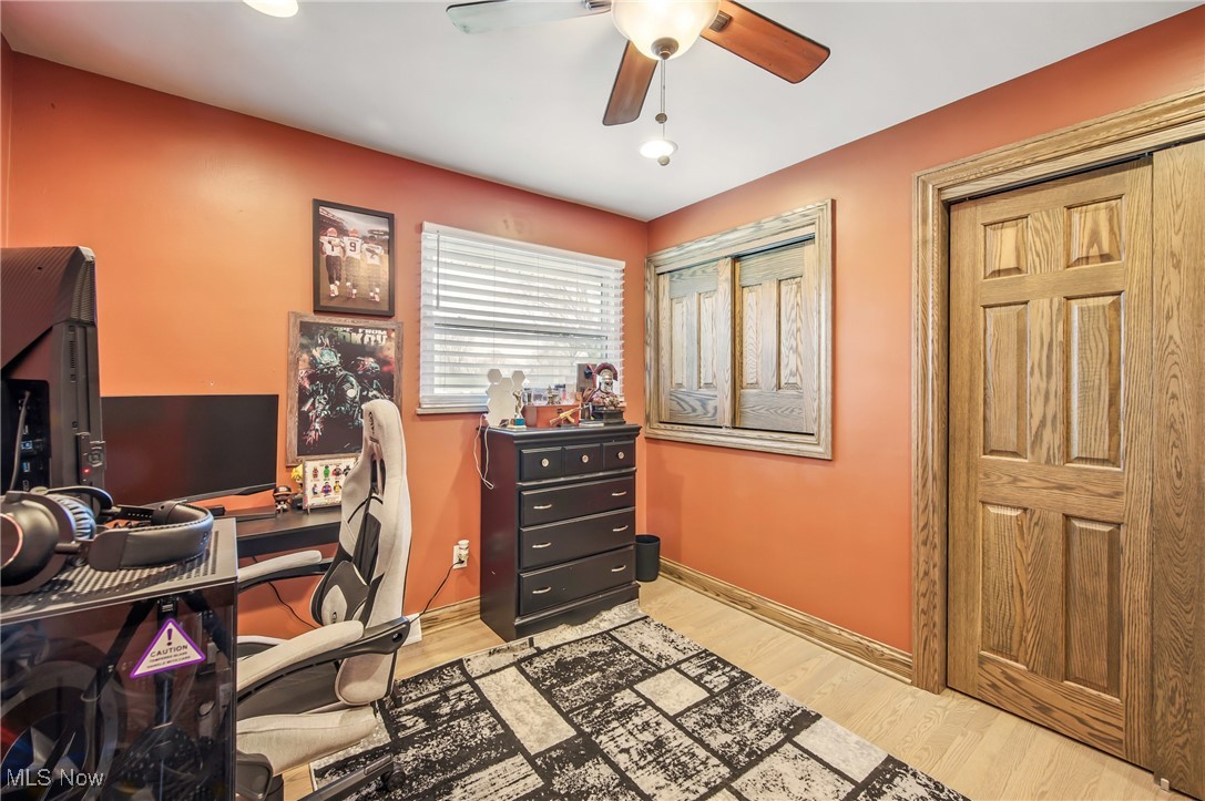 3340 Myrwood Lane, Youngstown, Ohio image 19