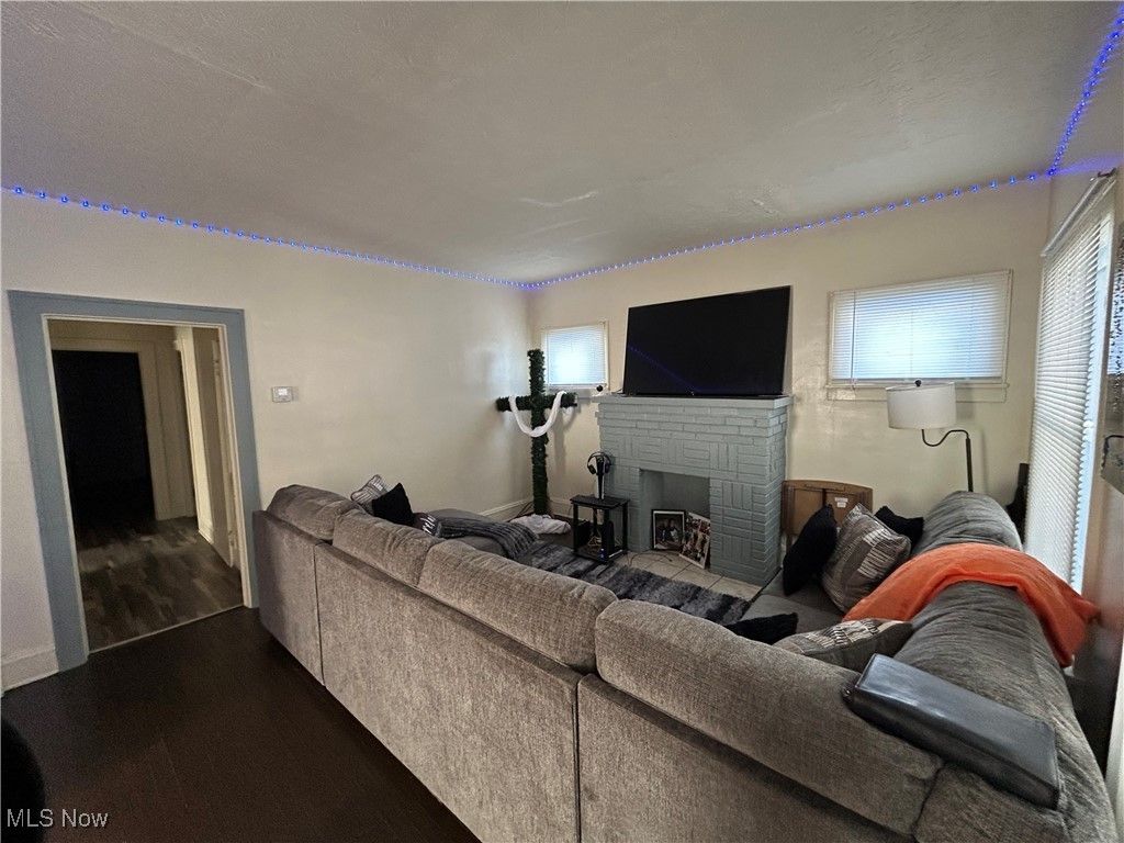 Photo of 3826 E 78th Street, Cleveland, OH 44105 (MLS # 5183484)