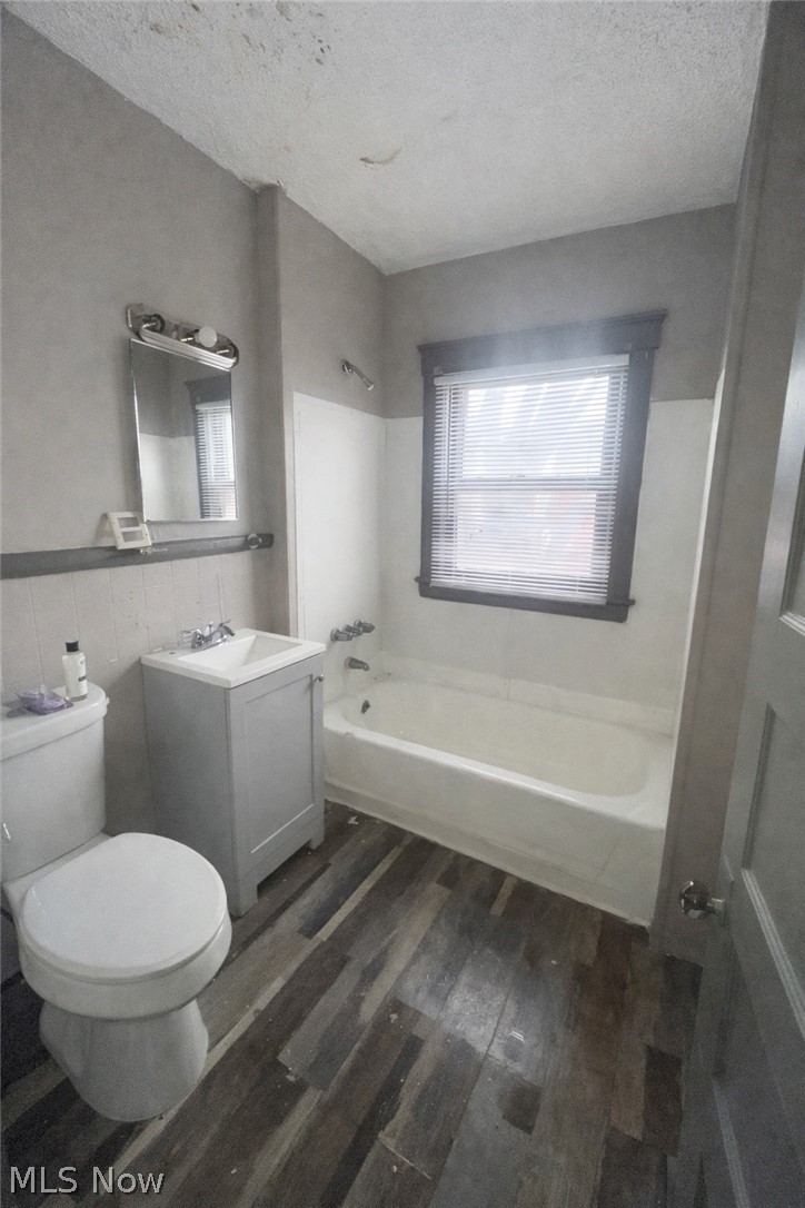 Charles E Boltons - Residential