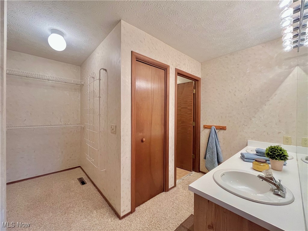 847 Wildwood Court, Medina, Ohio image 33
