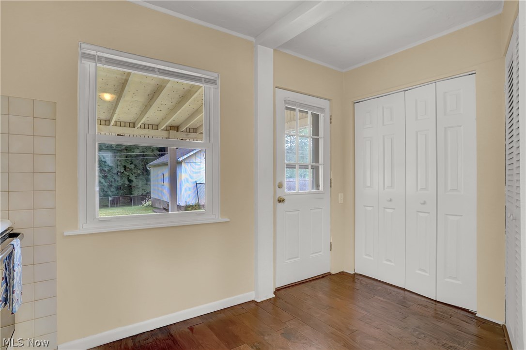 Heslop Morning View 02 - Residential