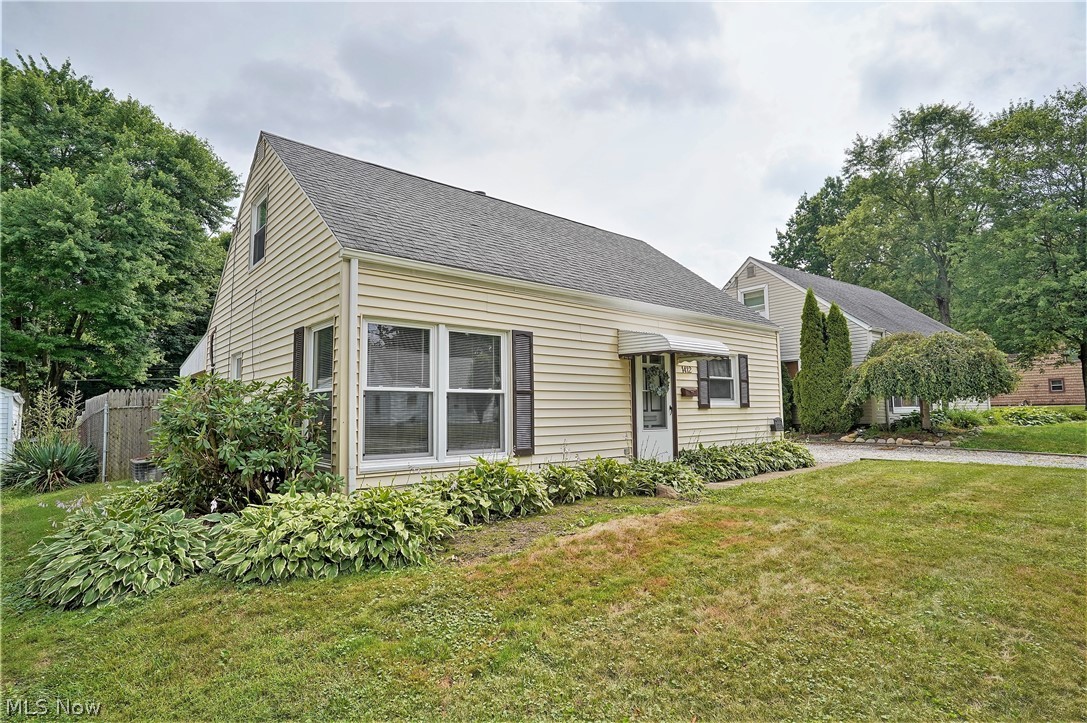 Heslop Morning View 02 - Residential