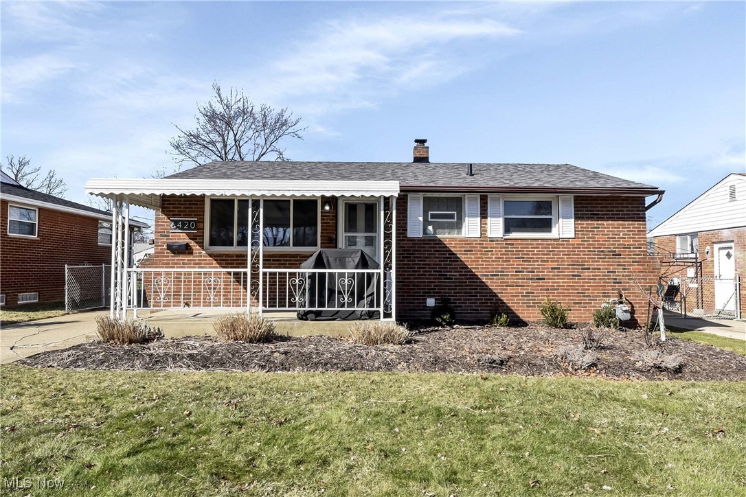 6420 Lockhaven Drive, Brook Park, Ohio image 1