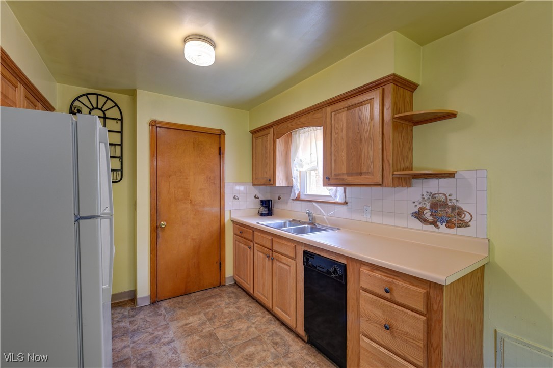 3815 W 135th Street, Cleveland, Ohio image 4