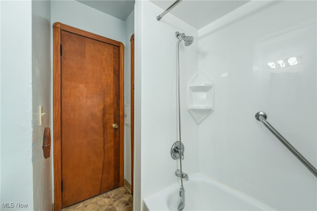 3815 W 135th Street, Cleveland, Ohio image 24