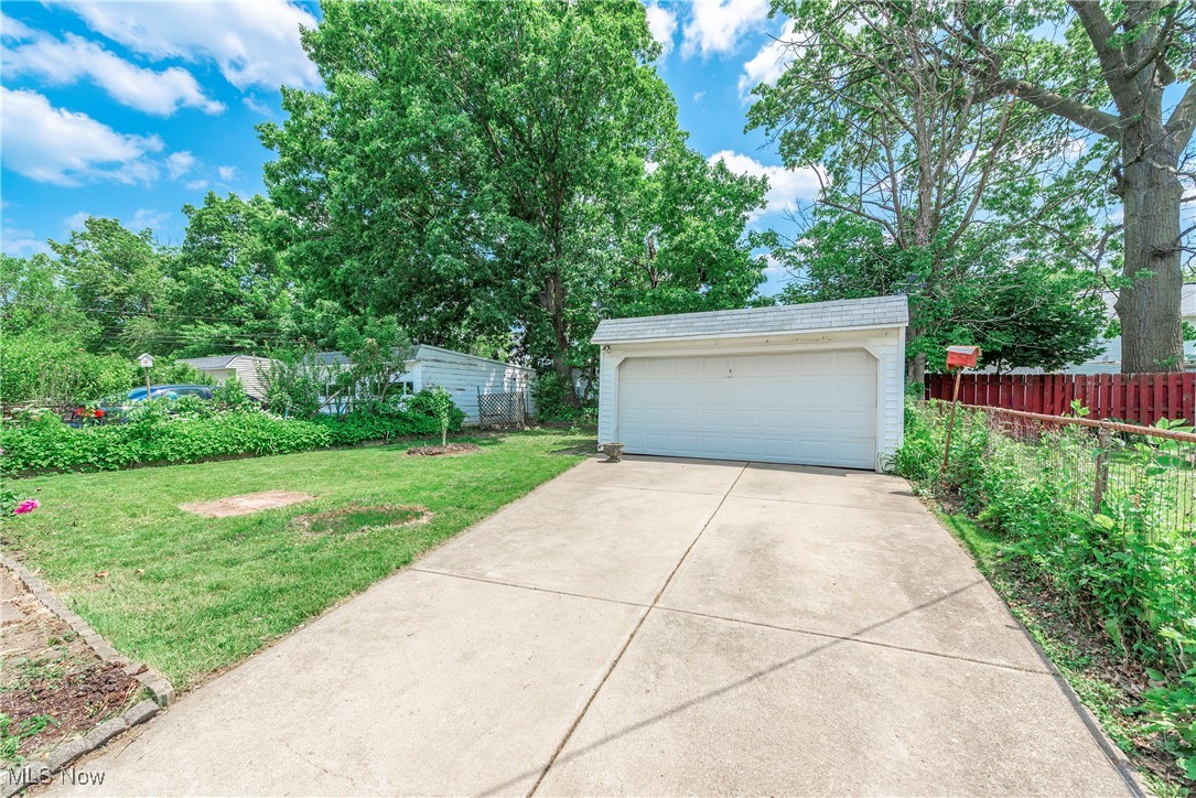 3815 W 135th Street, Cleveland, Ohio image 39
