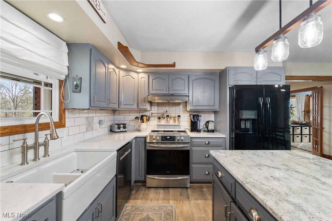 3730 Manchester Avenue, North Lawrence, Ohio image 9