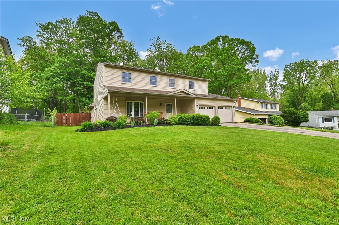 1923 Thorpe Circle, Brunswick, Ohio image 3