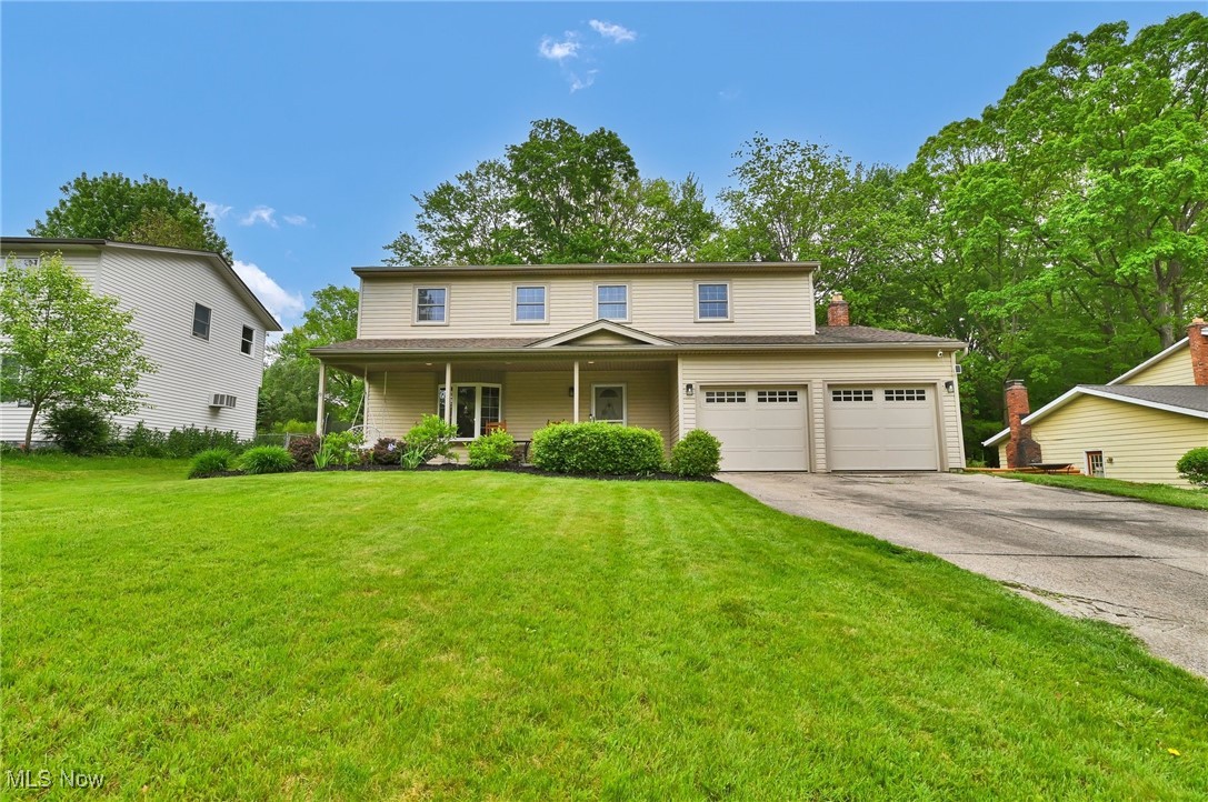 1923 Thorpe Circle, Brunswick, Ohio image 1