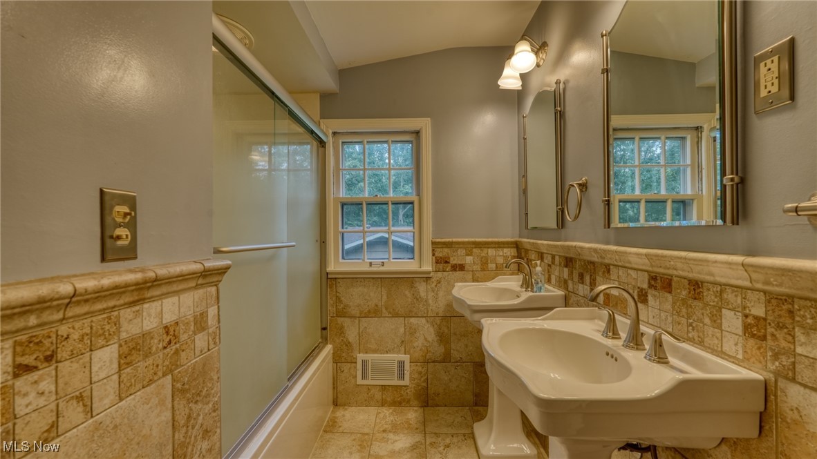 Ridgewood Acres Sub #1 - Residential