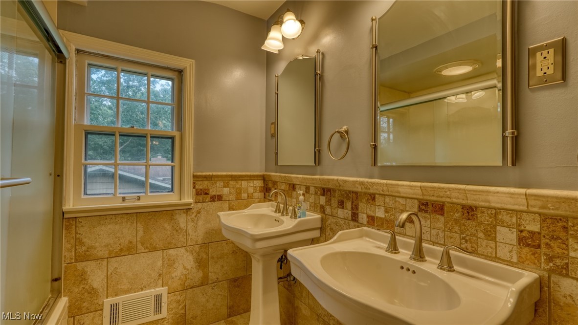 Ridgewood Acres Sub #1 - Residential