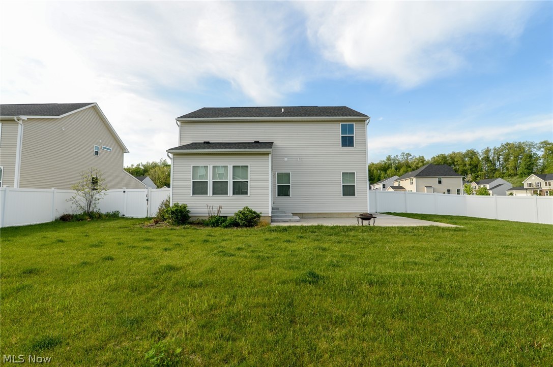 Lakes/Green #2 - Residential