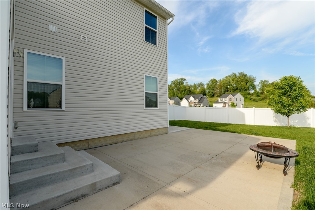 Lakes/Green #2 - Residential