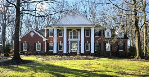 515 Woodview Trail Aurora OH 44202