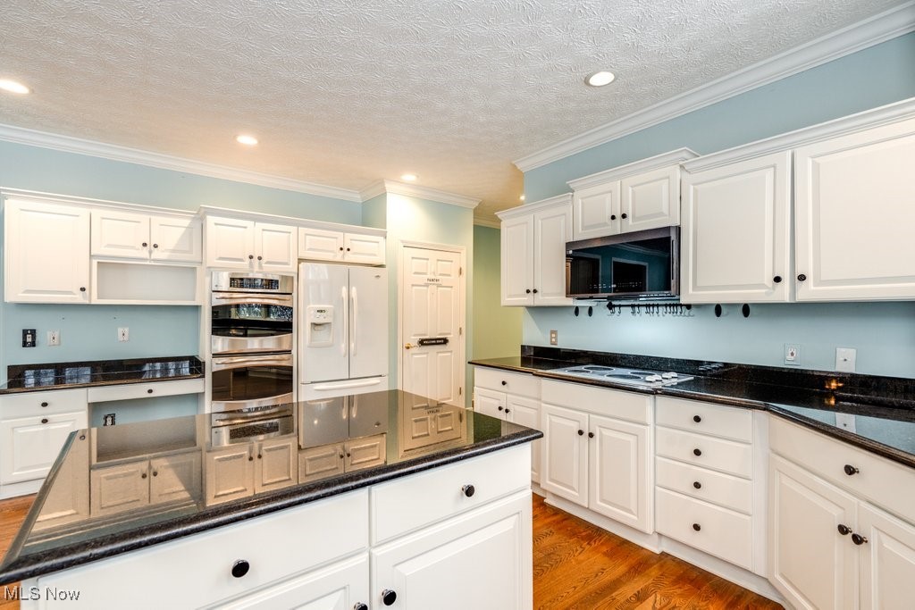 Woodview Estate - Residential