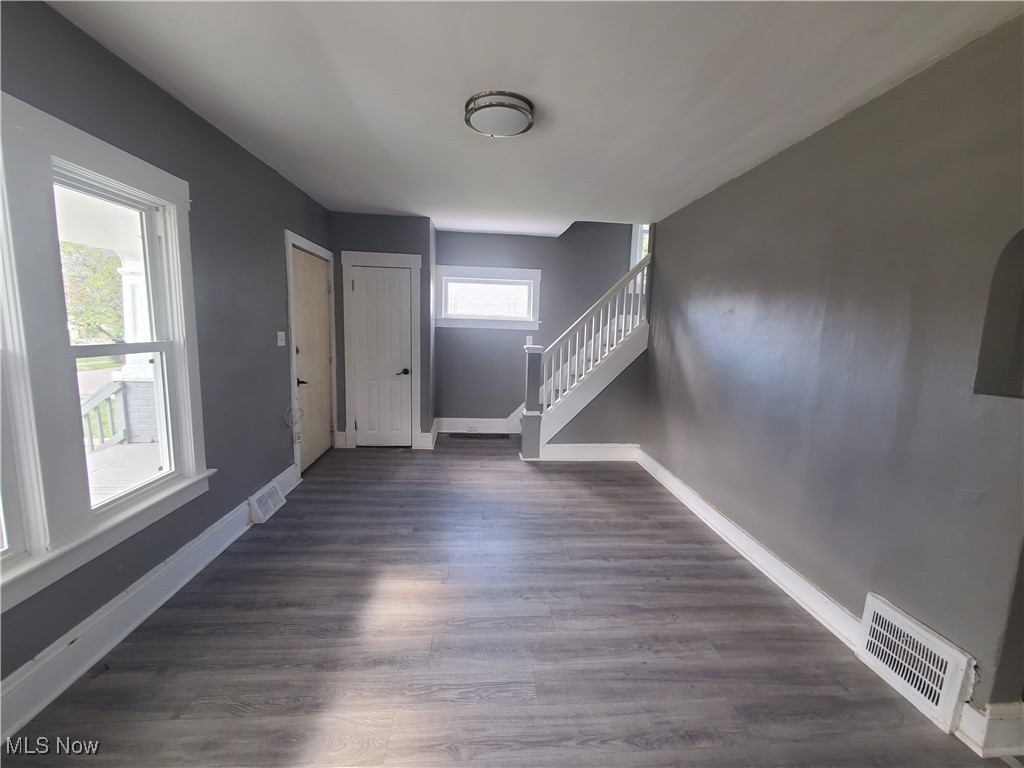 Cleveland, Ohio 44110, United States, 4 Bedrooms Bedrooms, ,1 BathroomBathrooms,Residential,Active,198276