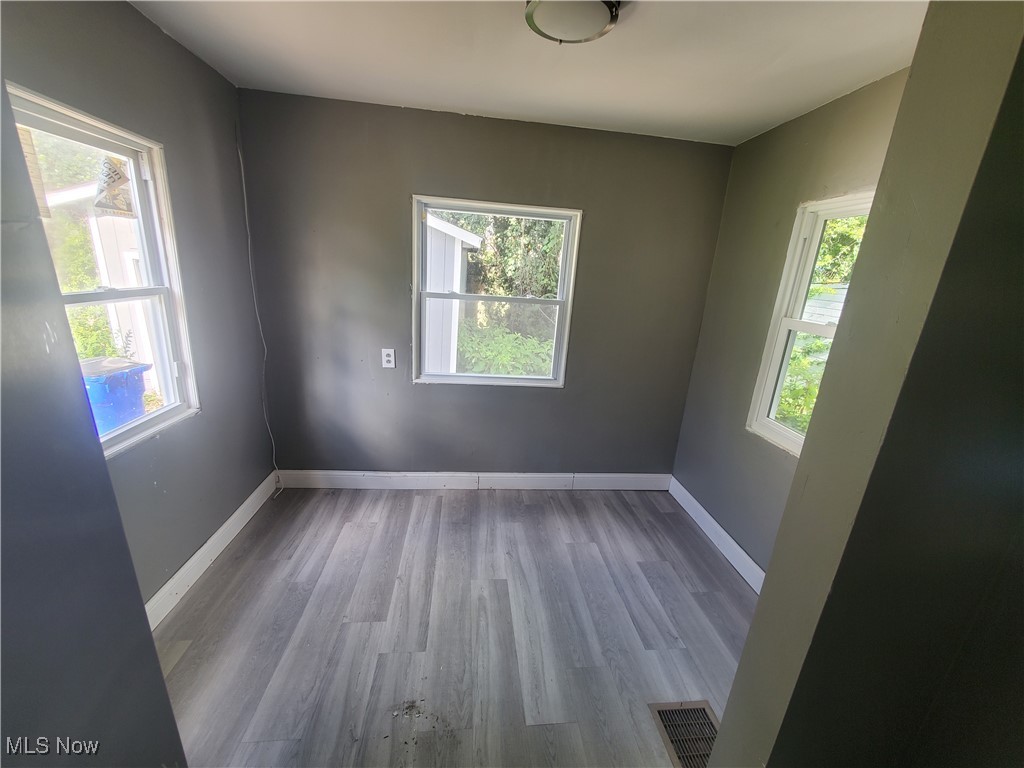 Cleveland, Ohio 44110, United States, 4 Bedrooms Bedrooms, ,1 BathroomBathrooms,Residential,Active,198276