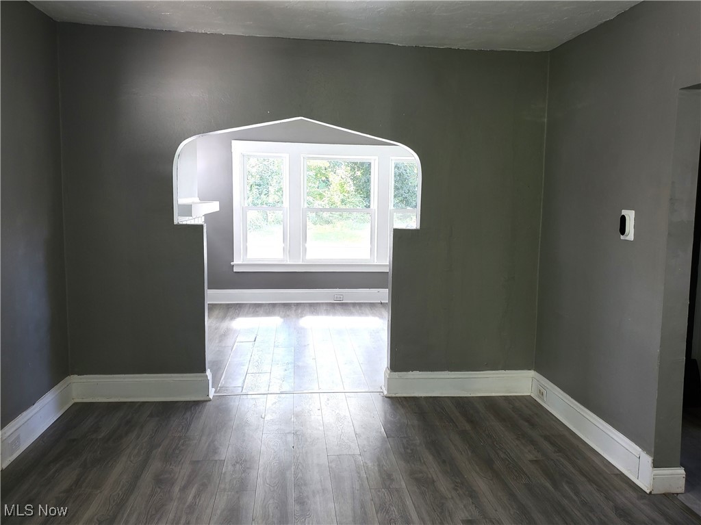 Cleveland, Ohio 44110, United States, 4 Bedrooms Bedrooms, ,1 BathroomBathrooms,Residential,Active,198276