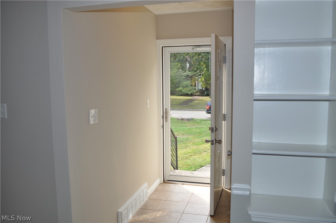 J W Maxwells Hlnd 03 - Residential