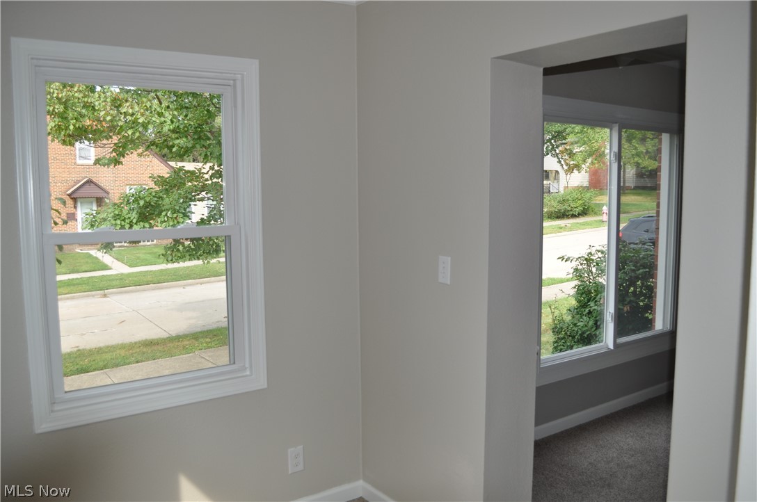 J W Maxwells Hlnd 03 - Residential