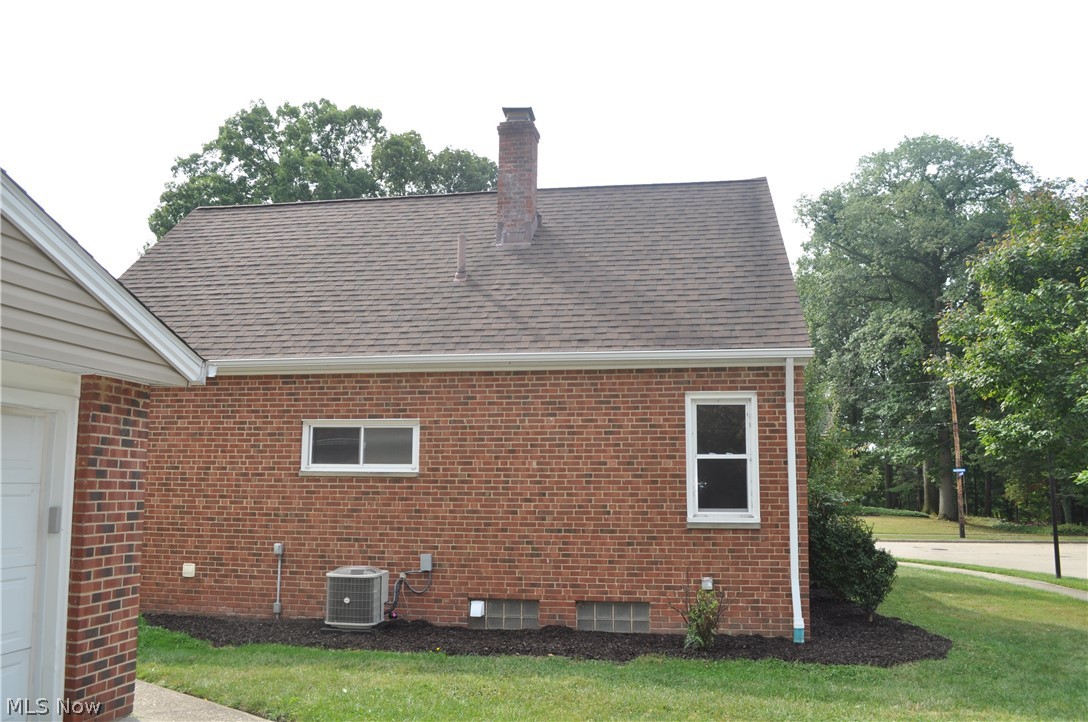 J W Maxwells Hlnd 03 - Residential