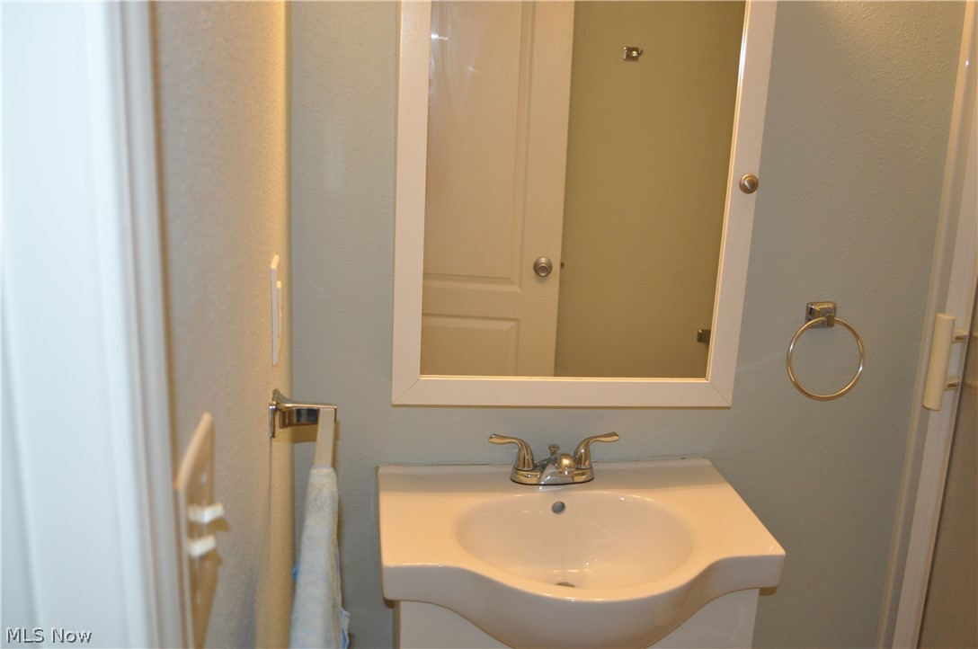 J W Maxwells Hlnd 03 - Residential