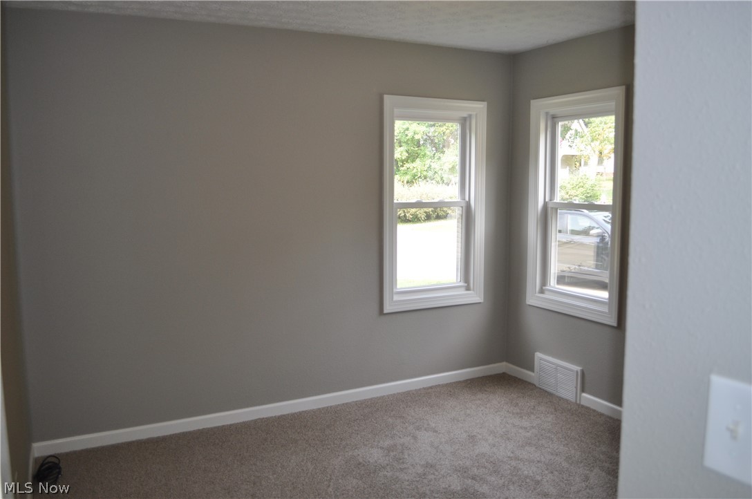 J W Maxwells Hlnd 03 - Residential