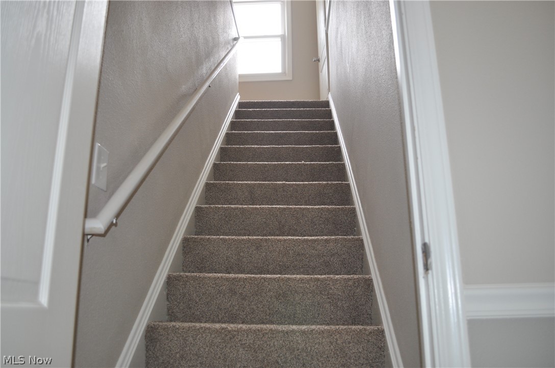 J W Maxwells Hlnd 03 - Residential