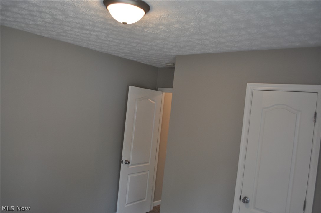 J W Maxwells Hlnd 03 - Residential